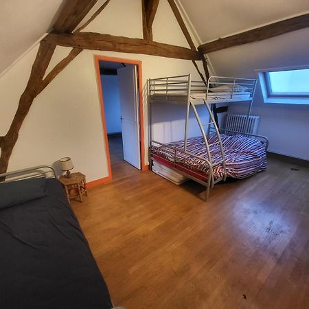 Bed and Breakfast Les Oiseaux De Passage Escolives-Sainte-Camille Екстер'єр фото