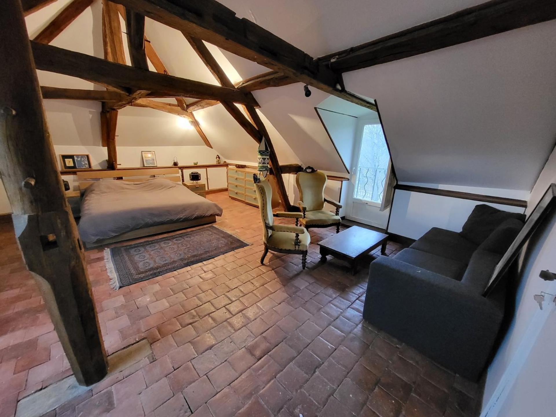 Bed and Breakfast Les Oiseaux De Passage Escolives-Sainte-Camille Екстер'єр фото