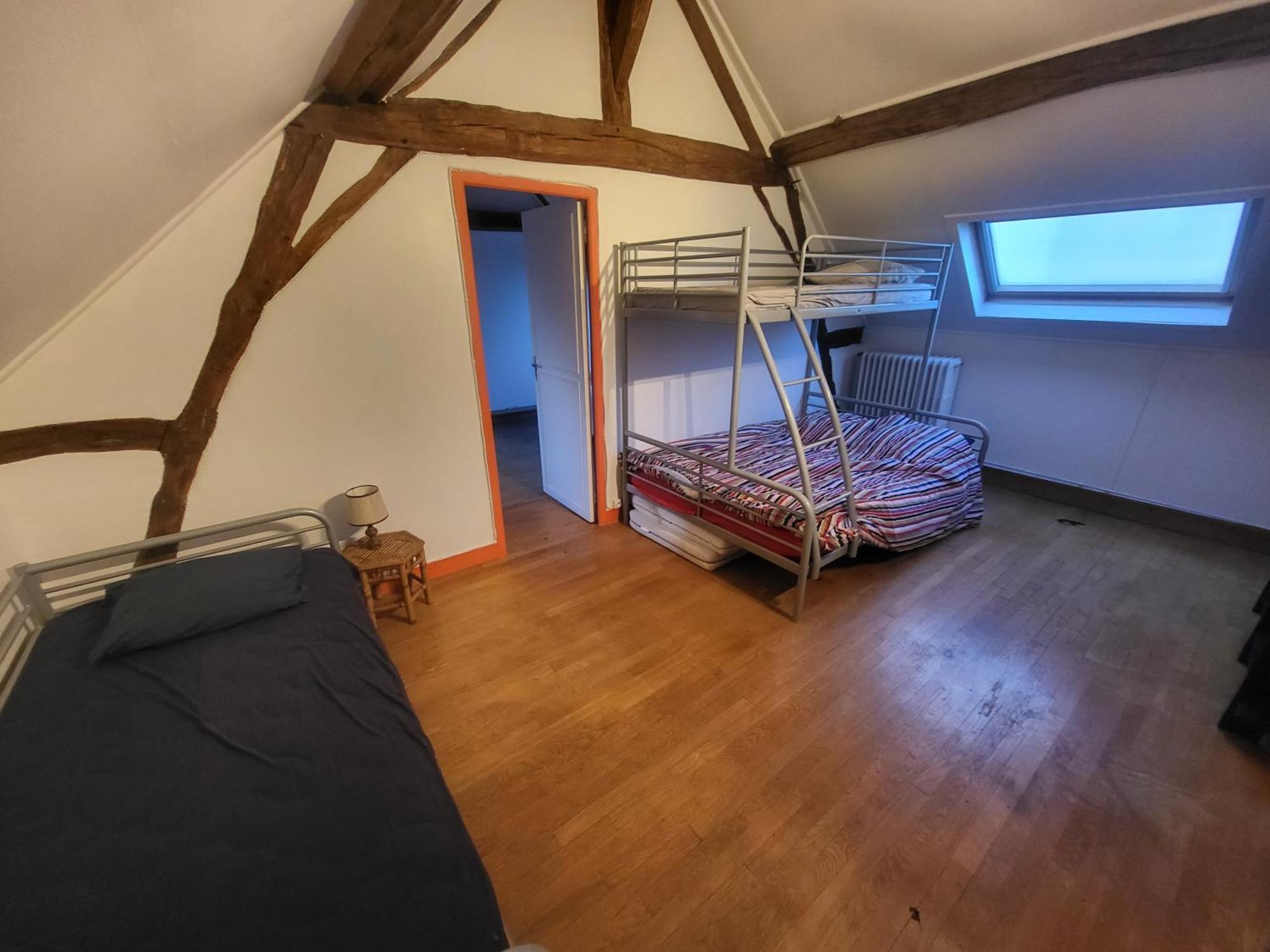 Bed and Breakfast Les Oiseaux De Passage Escolives-Sainte-Camille Екстер'єр фото